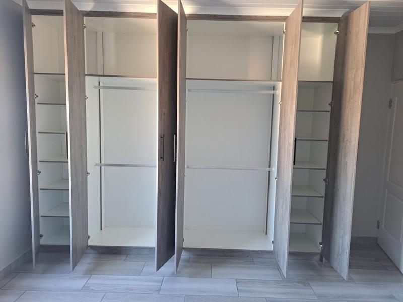 4 Bedroom Property for Sale in Pearly Beach Western Cape